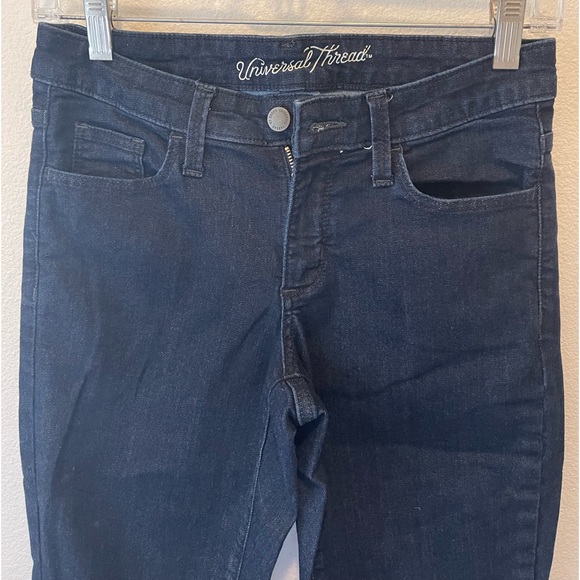 Universal Thread Skinny Jeans - Picture 3 of 6